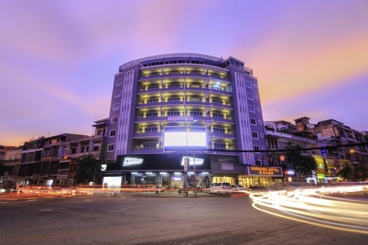 Paradise Hotel Phnom Penh Esterno foto